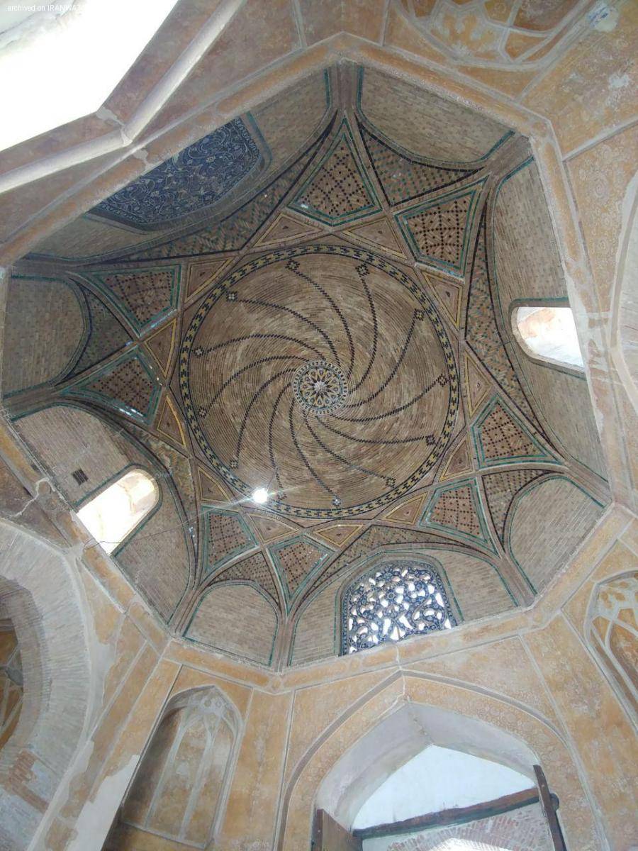 سردر عالی قاپو - سقف ورودی سردر عالی قاپوی قزوین عکس: الهام ابراهیمی